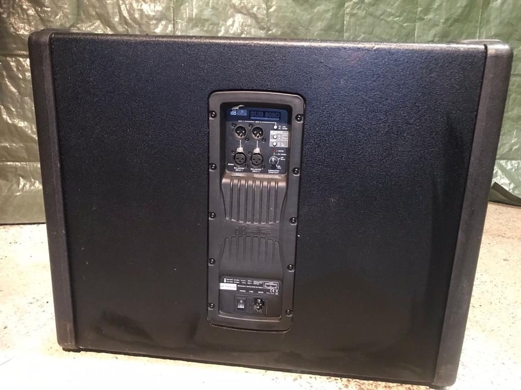 SUB BASS DB TECHNOLOGIE 808 D  800watts, parfait état, Enlèvement ou Envoi, Comme neuf