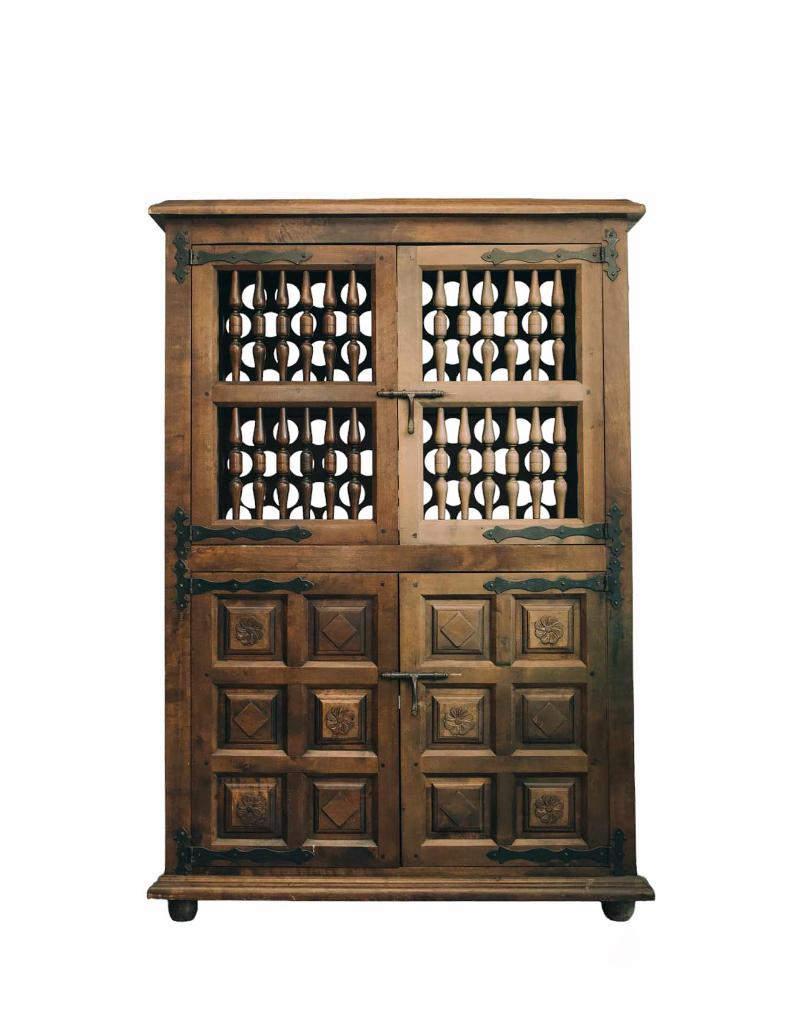 Armoire de style espagnol ancien, Enlèvement