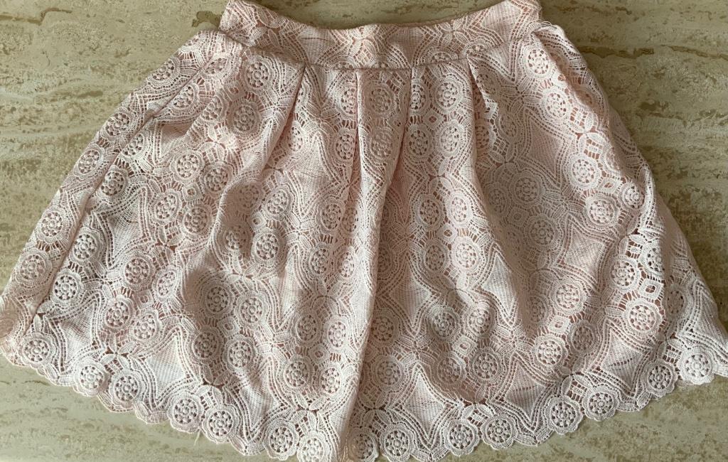 Zalmkleurige rok maat S, Kleding | Dames, Verzenden, Maat 36 (S), Boven de knie