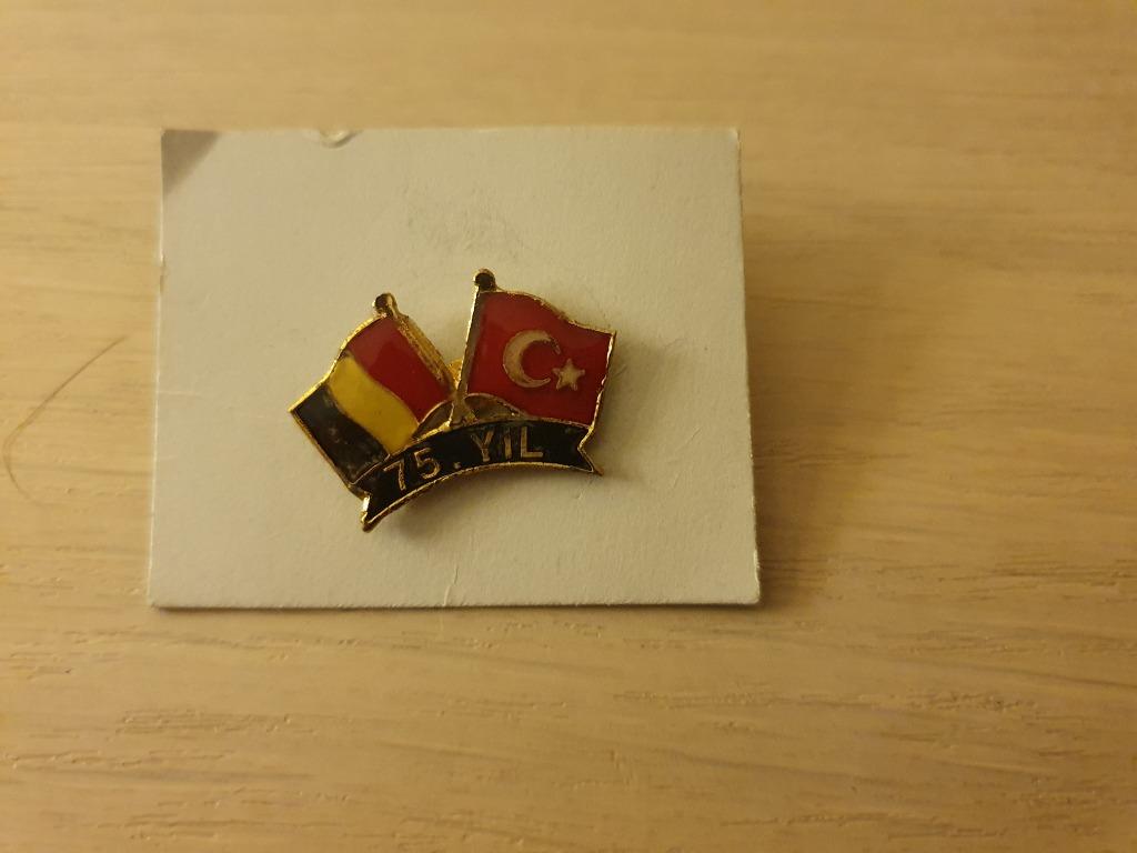 nouvelle pin's du drapeau Belgique-Turquie, Enlèvement ou Envoi, Neuf, Autres sujets/thèmes, Insigne ou Pin's