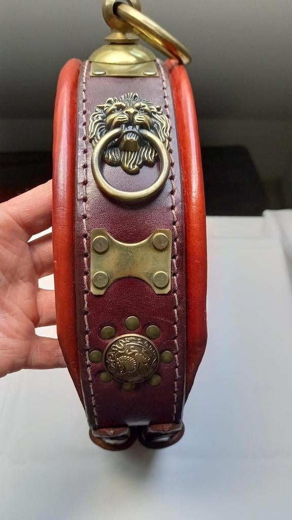 Collier exclusif en cuir et laiton fait main, Enlèvement ou Envoi, Fait main, Comme neuf