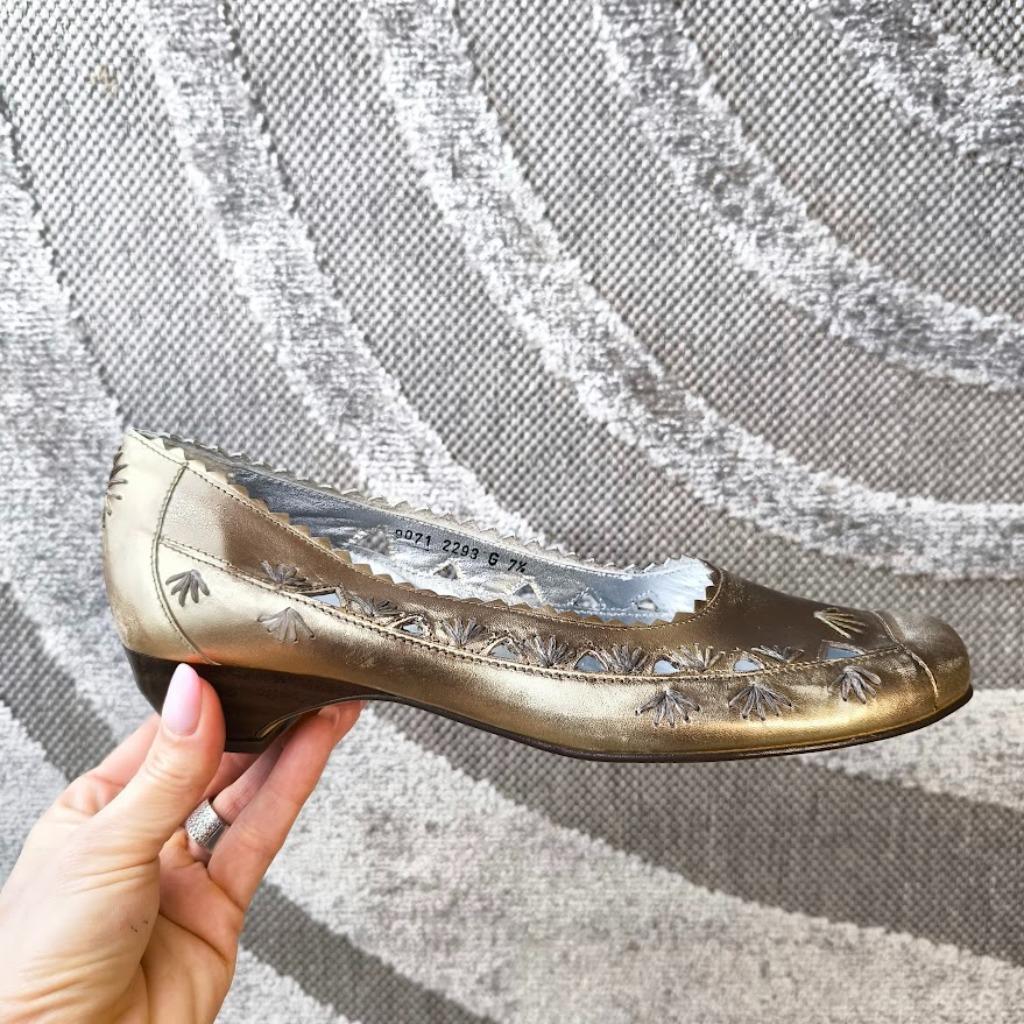 Livingstone Women Goud - Bronzen muiltjes uk 7,5 - eu 42, Kleding | Dames, Ophalen of Verzenden
