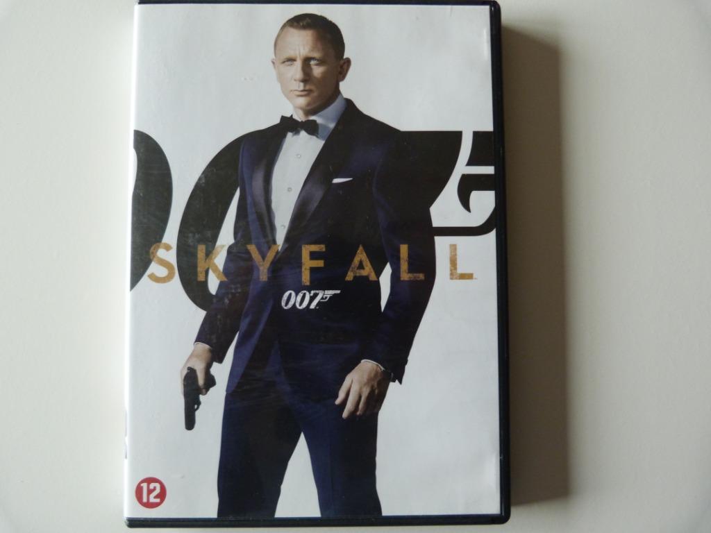 Skyfall [DVD], À partir de 12 ans, Enlèvement ou Envoi, Utilisé, Thriller d'action