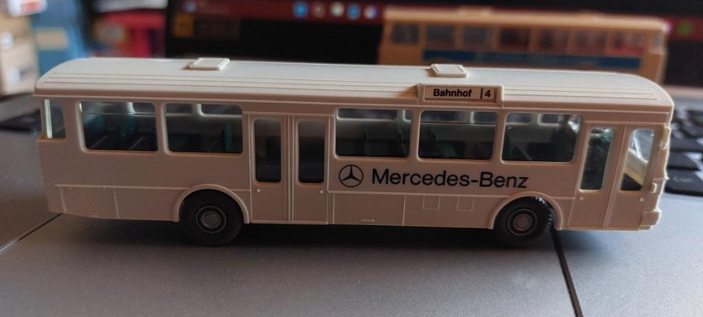 HOLK 0209 MERCEDES-BENZ STADSBUSSEN JAREN 70 1/87., Verzenden, Gebruikt, Bus of Vrachtwagen, Wiking