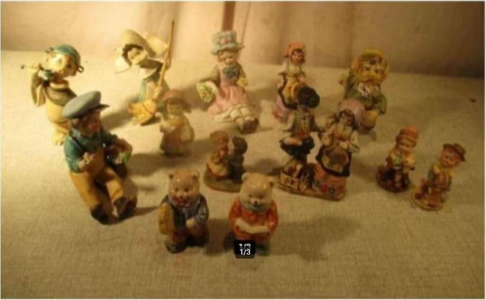 13 Prachtige Beeldjes in aardewerk en porselein, Ophalen of Verzenden, Zo goed als nieuw