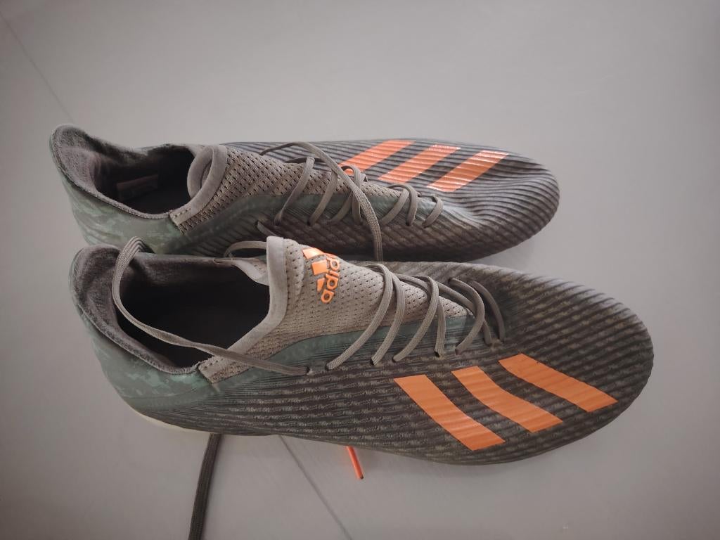 Chaussures de football, Sports & Fitness, Enlèvement, Comme neuf, Chaussures