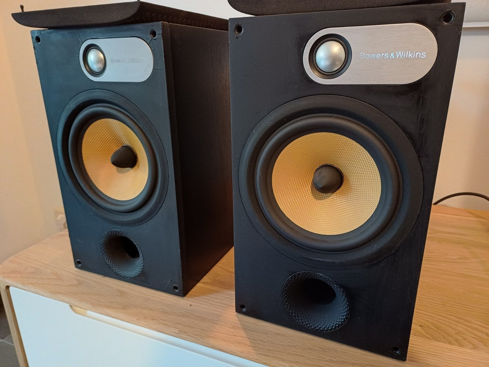 B&W 685 (Bowers & Wilkins) luidsprekers, Audio, Tv en Foto, Ophalen, Stereo speakers, Gebruikt, 60 tot 120 watt