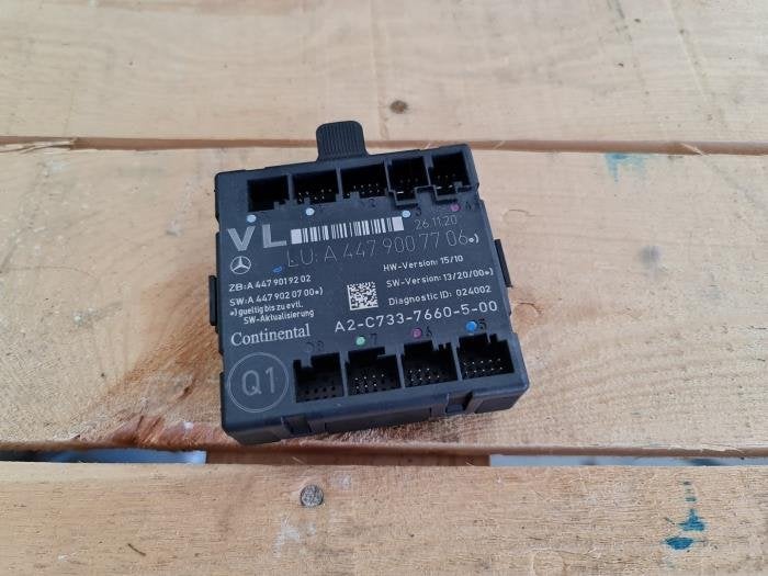 Module (diversen) van een Mercedes Vito, Gebruikt, -, Ophalen of Verzenden, -