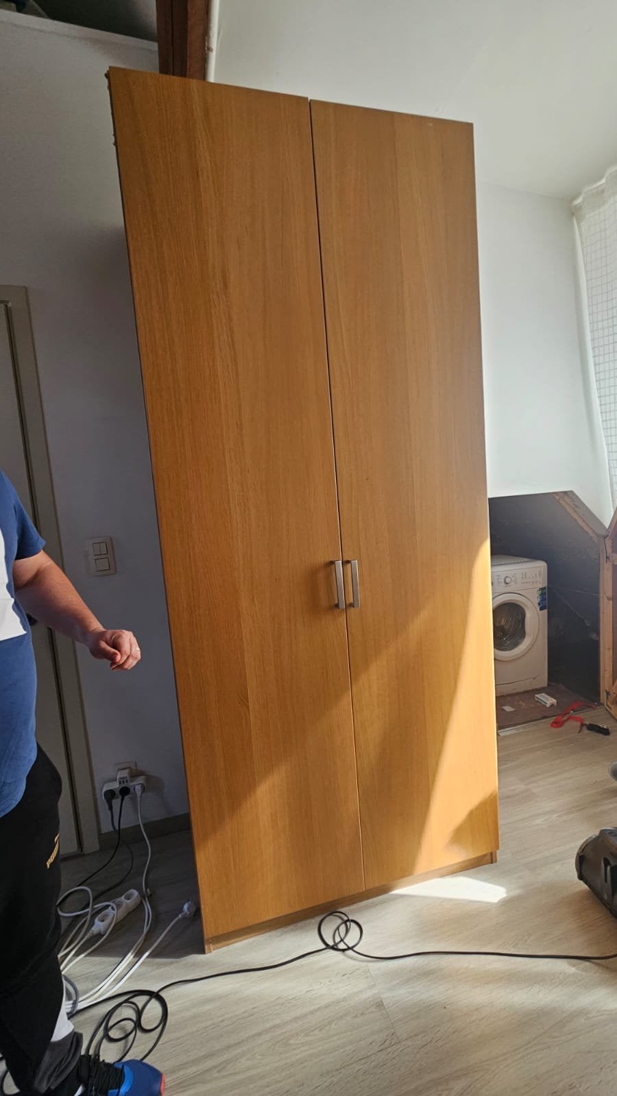 Armoire en bon etat a donner, Maison & Meubles, Enlèvement, Utilisé, 100 à 150 cm, 200 cm ou plus