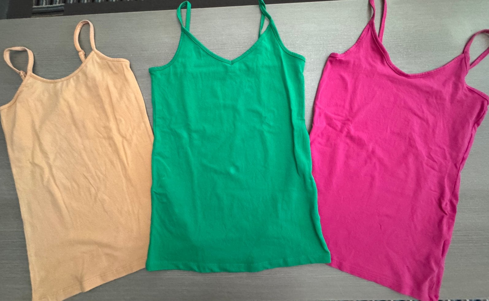 3 topjes maat xs, Kleding | Dames, Topjes, Ophalen, Meerkleurig, Zonder mouw, Maat 34 (XS) of kleiner