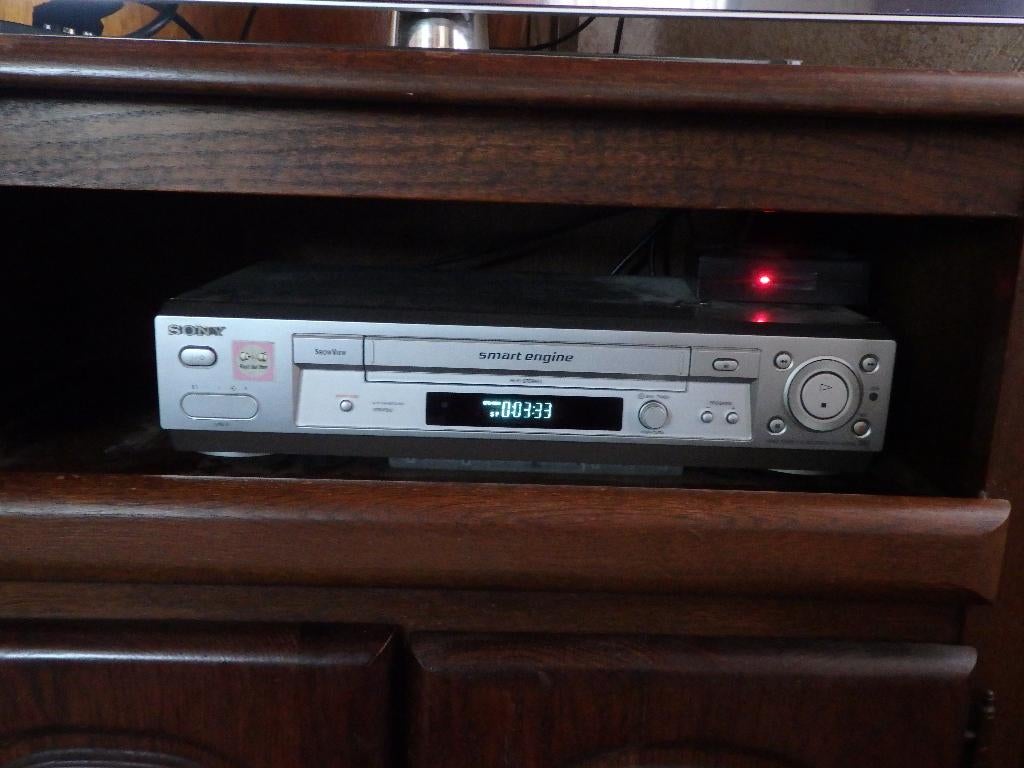 Video Cassette - Recorder, Ophalen of Verzenden, Zo goed als nieuw, VHS-speler of -recorder