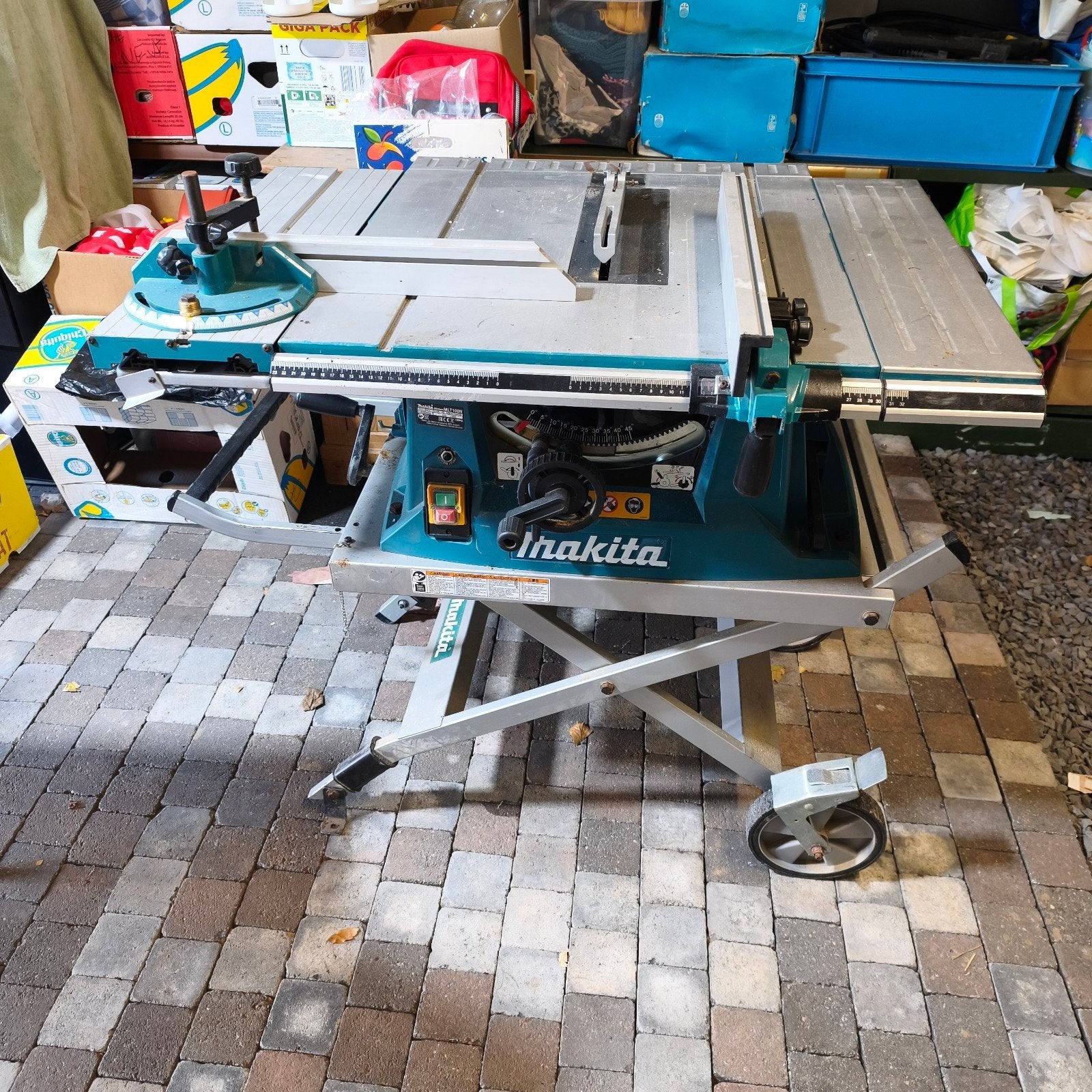 Scie circulaire sur table Makita, Enlèvement, Scie circulaire