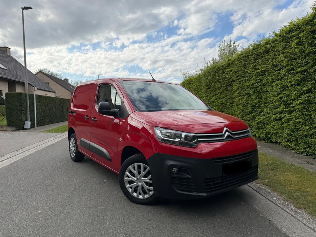 Citroen Berlingo Automaat 3 zit, Auto's, Bestelwagens en Lichte vracht, Automaat, Citroën, Diesel, 5 deurs