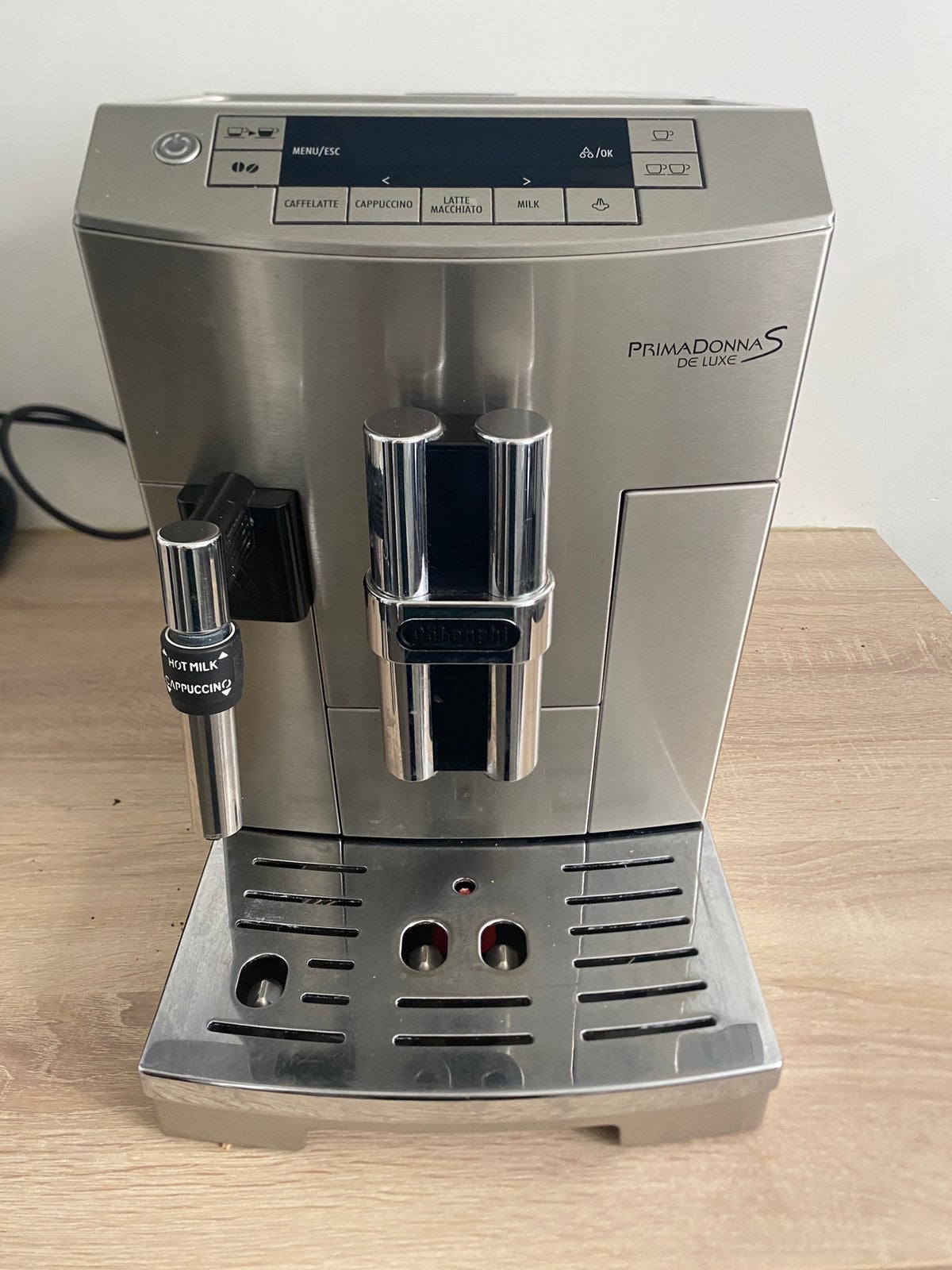 Prima Donna Deluxe koffiezetapparaat, Ophalen, Zo goed als nieuw, Combi, 2 tot 4 kopjes