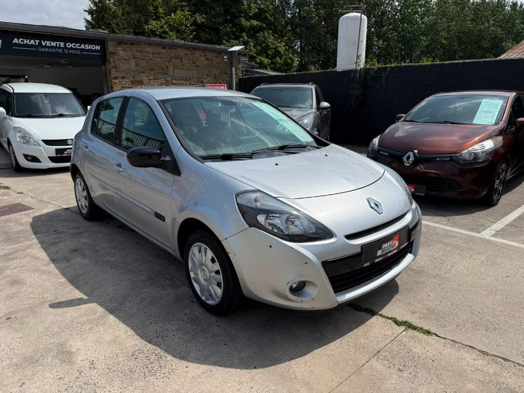 Renault Clio, Autos, Argent ou Gris, Entreprise, Garantie prolongée, Boîte manuelle