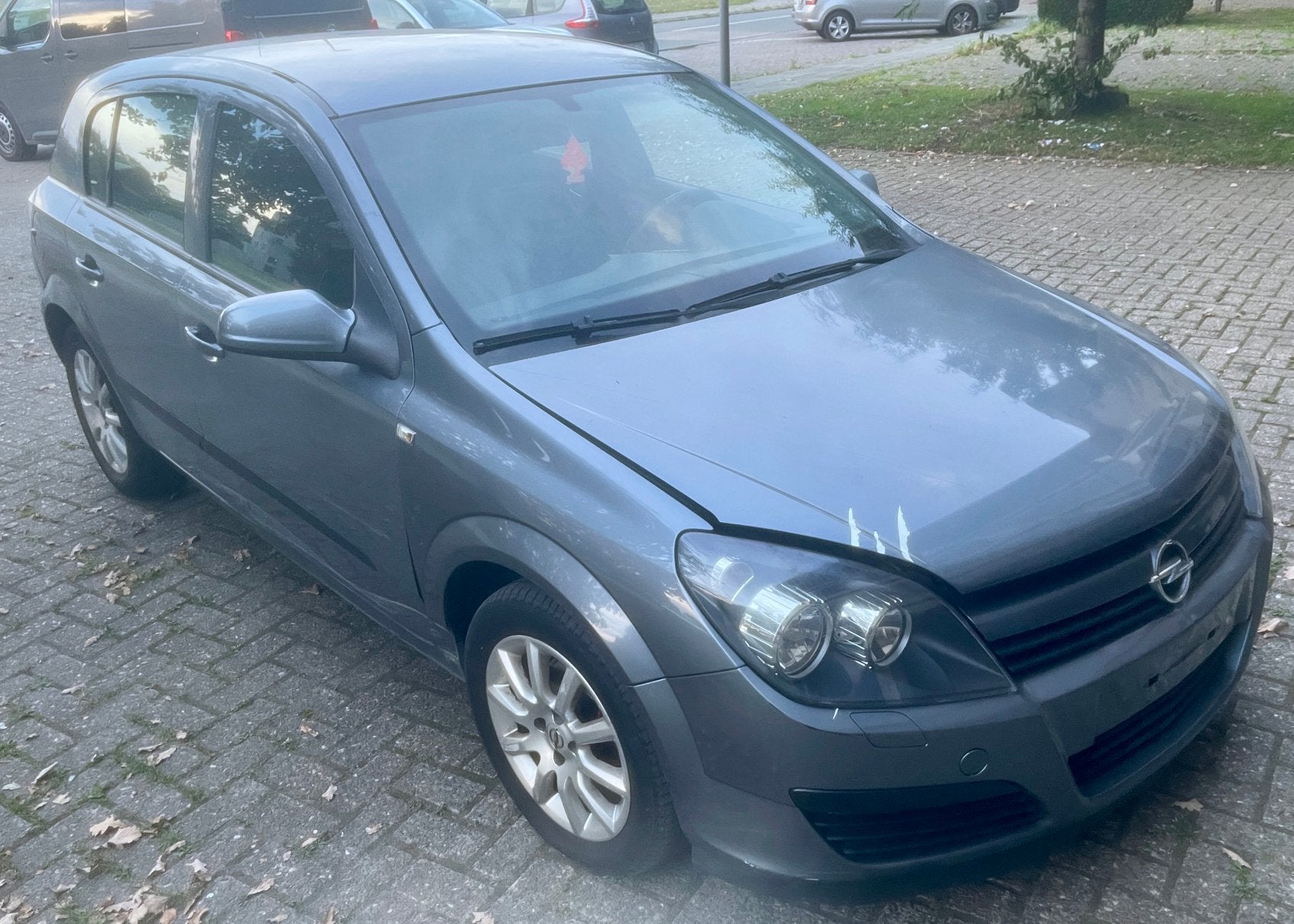 Opel Astra 1.6 benzine vor export, Auto's, Voorwielaandrijving, Stof, Zwart, 4 cilinders