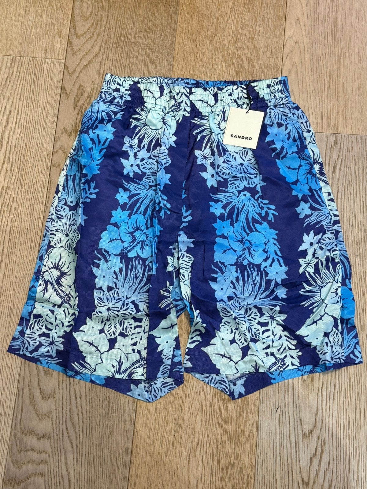 Nieuw met tagwaarde 255€ Sandro shorts Maat XS 34, Kleding | Heren, Badmode en Zwemkleding, Ophalen of Verzenden, Blauw