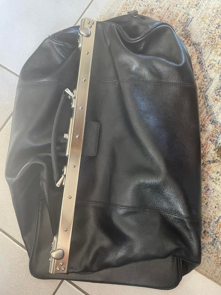 Sac de voyage neuf picard en cuir noir avec clefs, Ophalen, Zo goed als nieuw