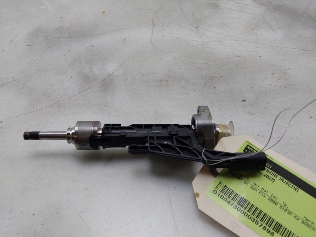 INJECTEUR BMW X5 (G05) (|8656548|13538656548|0261500437|), Robert Bosch AG, Utilisé, BMW, Robert-Bosch-Allee 1
74232  Abstatt, DE