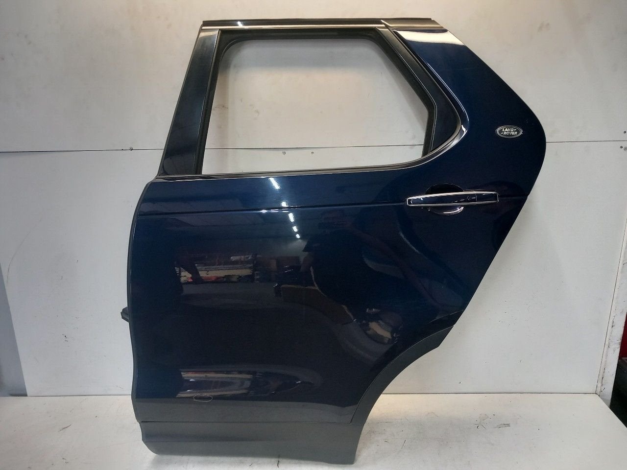Portier links achter Land Rover Discovery, Onderdelen@venauto.nl, Van der Ven Autorecycling B.V., Land Rover, Ettenseweg 76, 4706 PB Roosendaal, The Netherlands