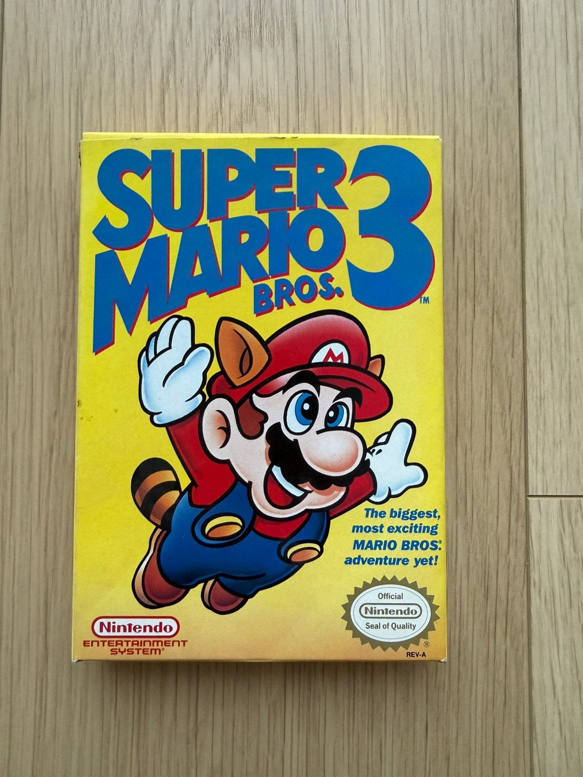 Super Mario Bros 3 NES is compleet (Doos + Handleiding), Ophalen of Verzenden, Zo goed als nieuw