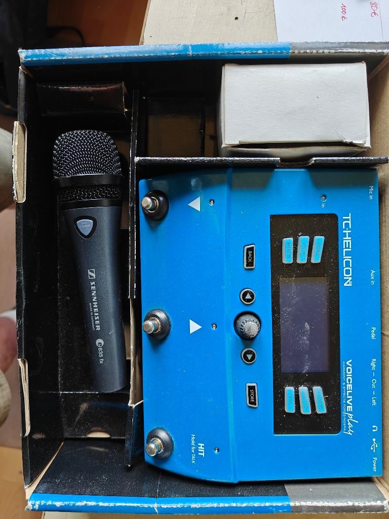 microfoon met voice tuner, Muziek en Instrumenten, Ophalen, Zo goed als nieuw, Zangmicrofoon