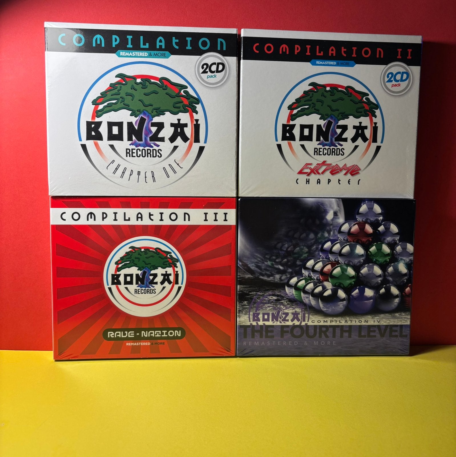Bonzai records - compilation I - II - III & IV compleet !!!, CD & DVD, CD | Dance & House, Neuf, dans son emballage, Digipak, Envoi