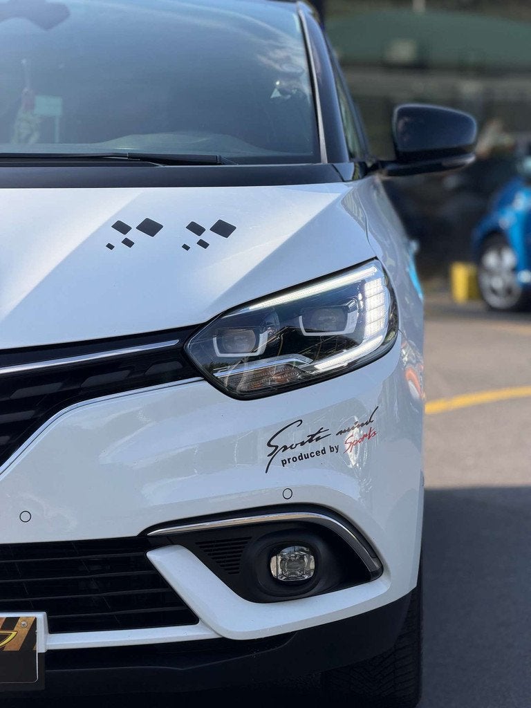 Renault Grand Scénic 1.7dCi*5PL*boîte auto*NAVI*CAMERA*BT*, https://public.car-pass.be/vhr/16a68666-b31b-4846-b8d1-bc721ea46df9