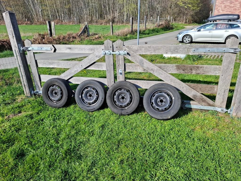 4 zomerbanden met velg 175/70R14 (Bridgestone B250), Ophalen, 14 inch, Gebruikt, 175 mm