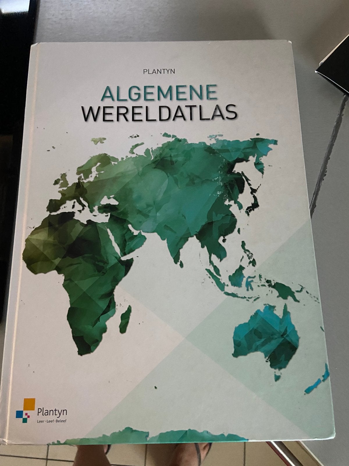 Wereldatlas middelbaar, Ophalen, Zo goed als nieuw