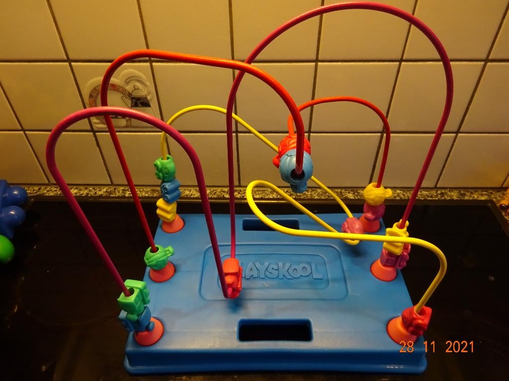 Playskool,groot kralenspel met voertuigen als kralen*VINTAGE, Ophalen of Verzenden