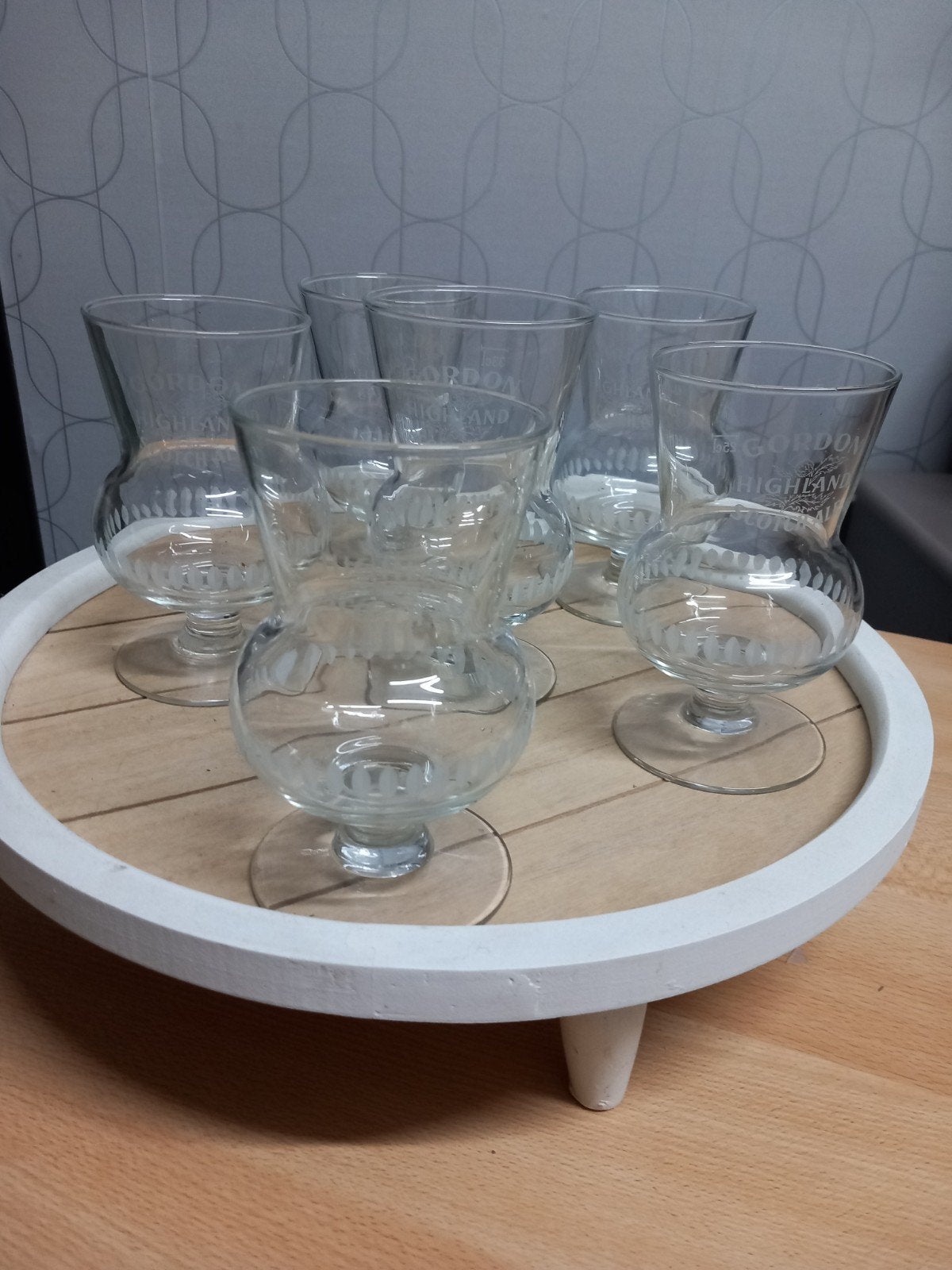 Ancien verre à,Gordon, Enlèvement