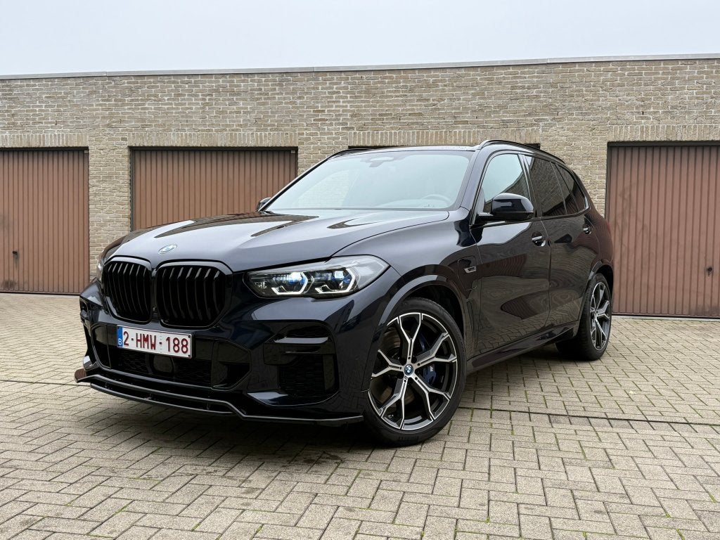 BMW X5 xDrive45e*M-PAKKET*KEYLESS*HUD*360'CAMERA, Automaat, Dealer onderhouden, Zwart, Leder