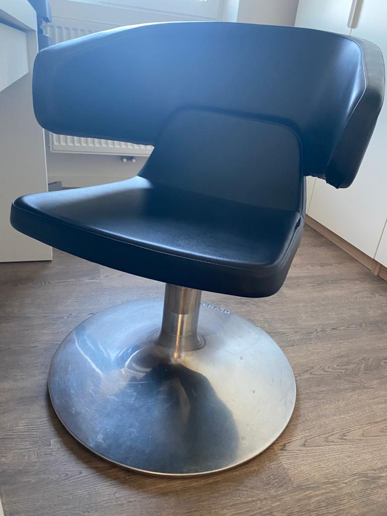 3 fauteuils de coiffure professionnels. avec pompe, Enlèvement, Utilisé