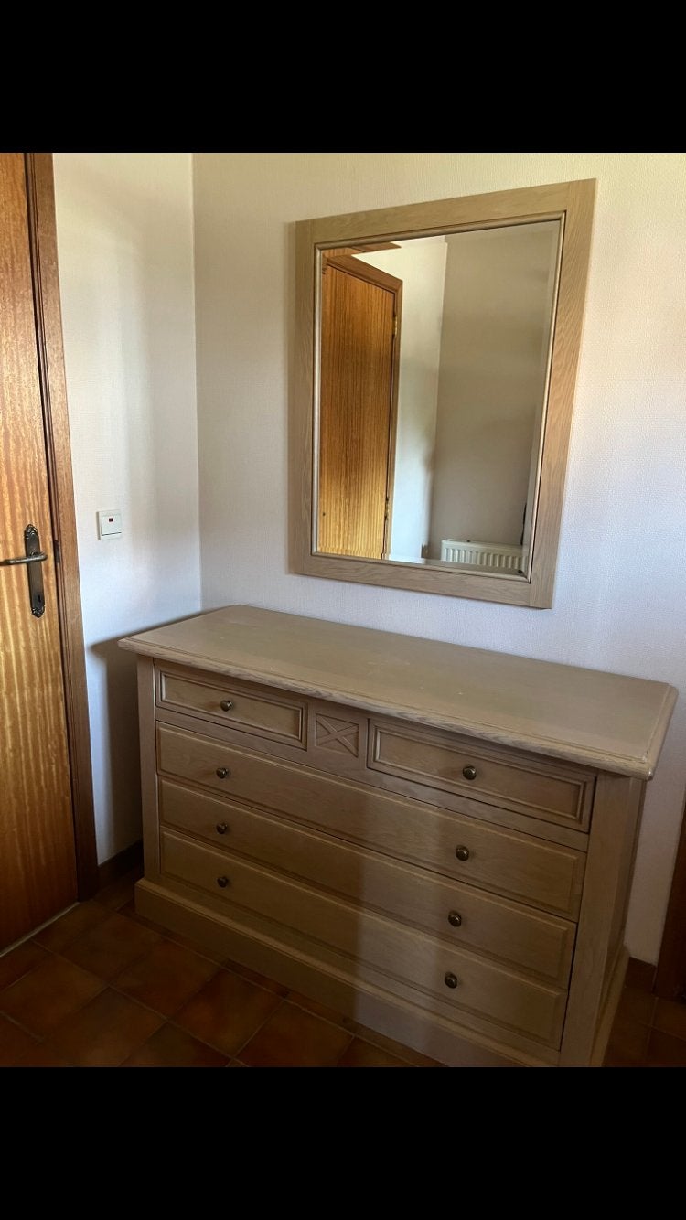 Commode met spiegel, Ophalen