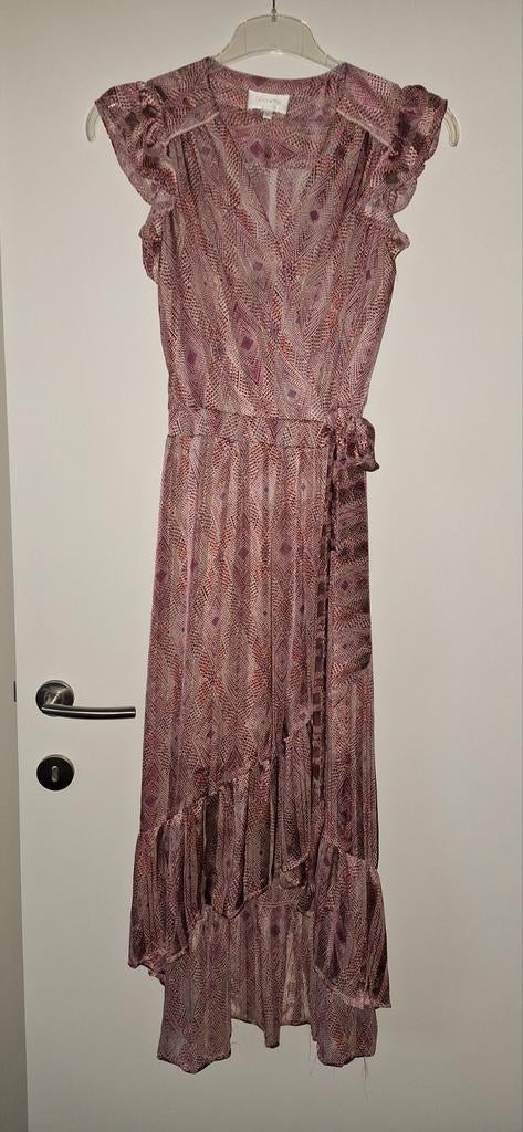 Rozetintend, glanzend wikkelkleed., Kleding | Dames, Jurken, Grace & Mila, Nieuw, Ophalen of Verzenden, Knielengte