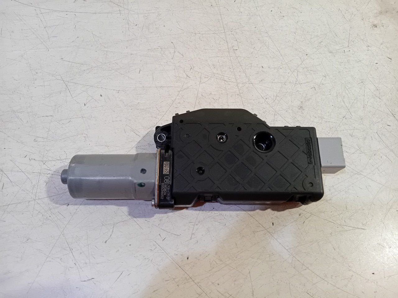 Motor open dak Renault Mégane, Auto-onderdelen, Onderdelen@venauto.nl, Van der Ven Autorecycling B.V., Gebruikt, Ettenseweg 76, 4706 PB Roosendaal, The Netherlands