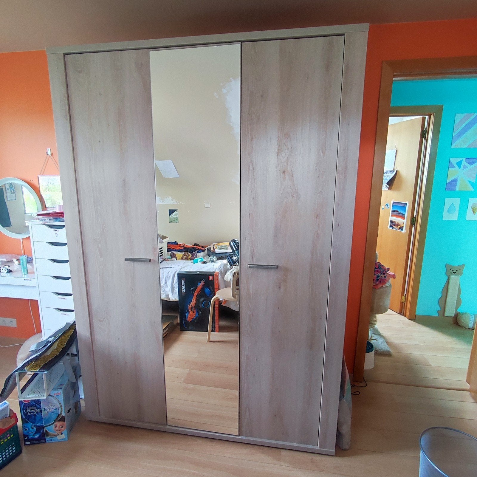 garde robe 3 portes décor chêne clair, très bon état, Ophalen, Met deur(en), 100 tot 150 cm, Eikenhout