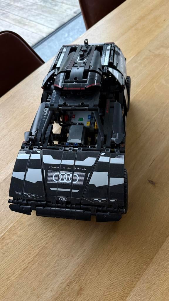 Lego technic audi qtron 42160, Enlèvement, Comme neuf
