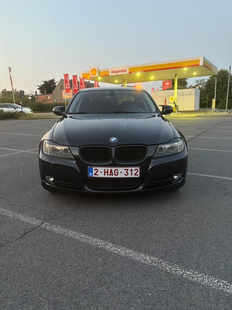 Bmw 318d Stage 2, Auto's, Achterwielaandrijving, Zwart, Leder, USB