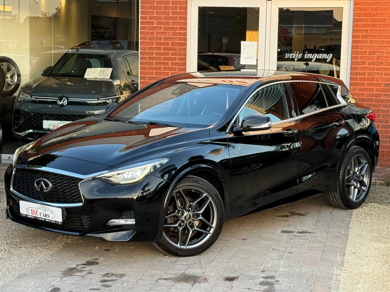 INFINITI Q30 S 1.5D 109CH |NAVI | TOIT PANO | BOSE | LED |, Autos, Cuir et Alcantara, Achat, Entreprise, https://public.car-pass.be/vhr/275a608a-63d5-444e-98c9-5ac0e1c568ca