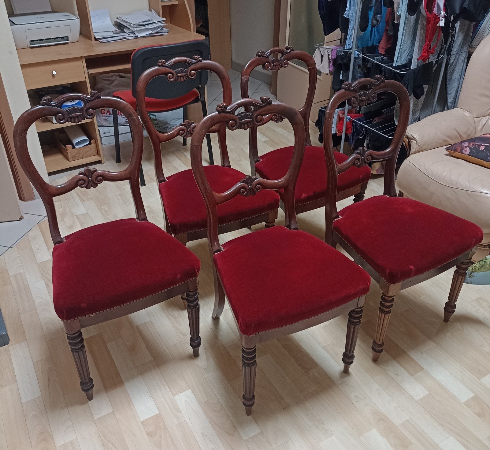 5 Chaises en Velours rouge, Enlèvement ou Envoi