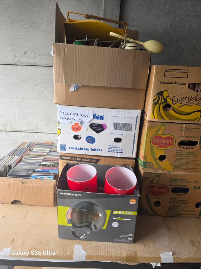 Je liquide, Divers, Lots de brocante