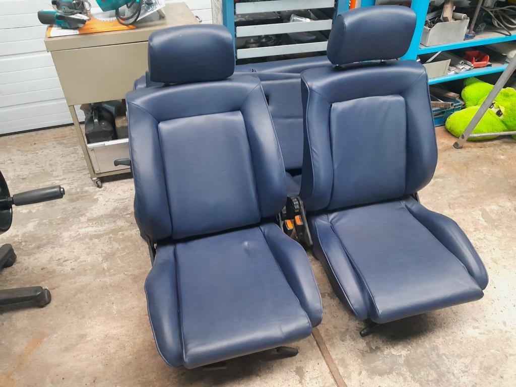 Golf 1 cabrio interieur, Enlèvement
