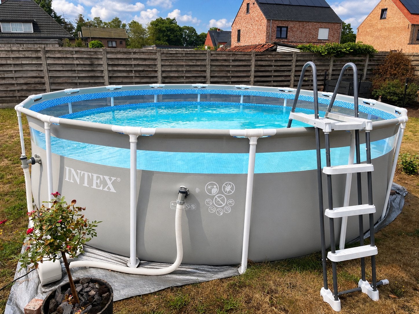 Intex zwembad 4,88 m – zo goed als nieuw – compleet pakket, Tuin en Terras, Ophalen, Zo goed als nieuw