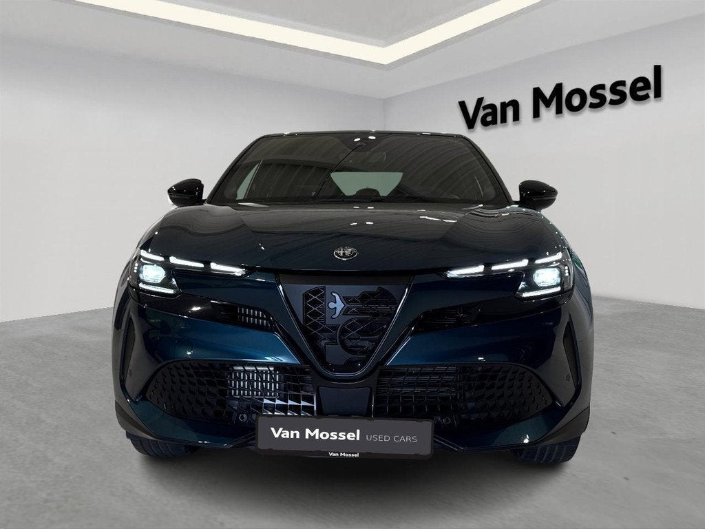 Alfa Romeo Junior 1.2 Hybrid 145 eDCT6 Ibrida Speciale, Auto's, Alfa Romeo, Stof, Gebruikt, 145 pk, 620 kg