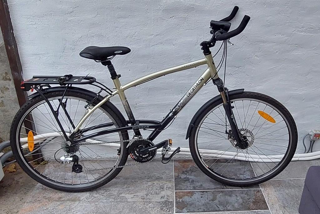 Trekking fiets Decathlon Triban Trail 7, Vélos & Vélomoteurs, Vélos | Hommes | Vélos de sport & Vélo de randonnée, Utilisé, Autres marques