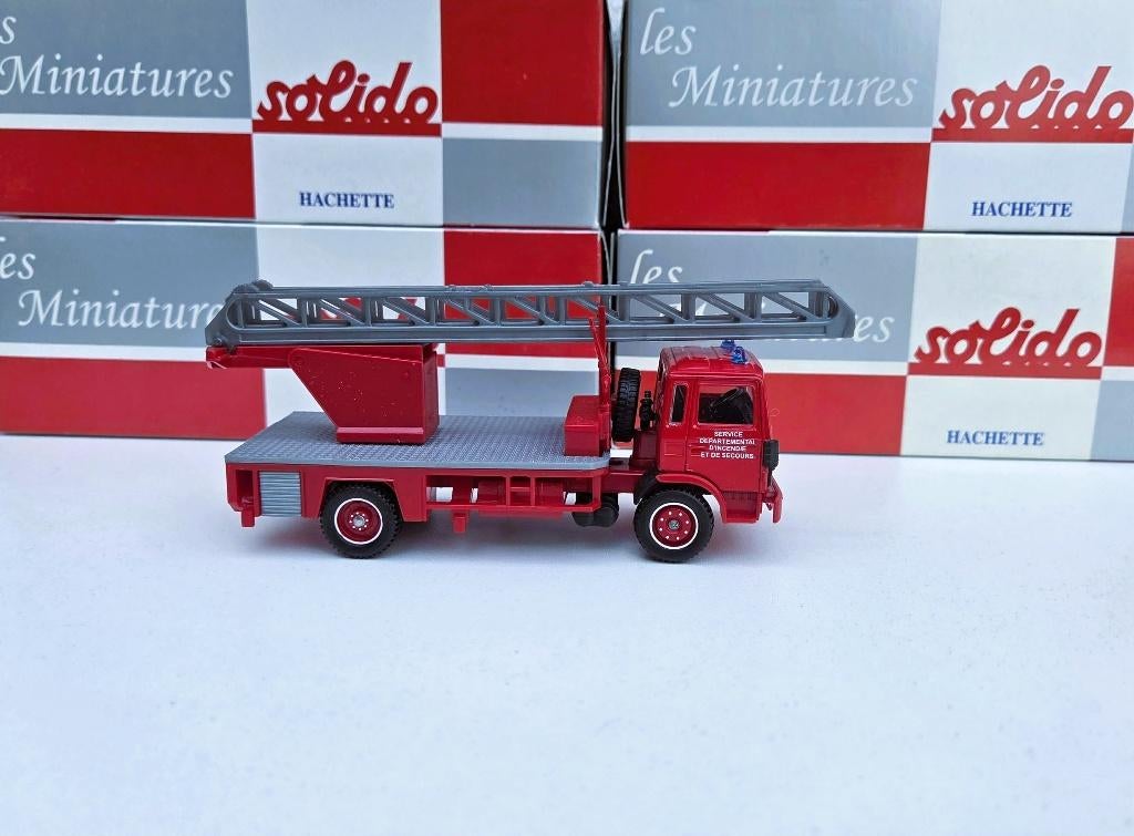 Solido Renault 18 brandweerwagen., Hobby en Vrije tijd, Modelbouw | Auto's en Voertuigen, Ophalen of Verzenden