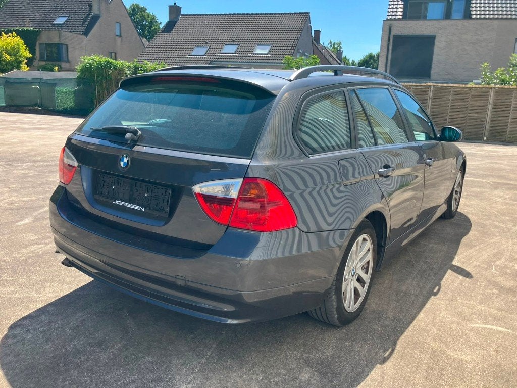 BMW 318d Touring Break E91, Autos, Argent ou Gris, Achat, Entreprise, Electronic Stability Program (ESP)