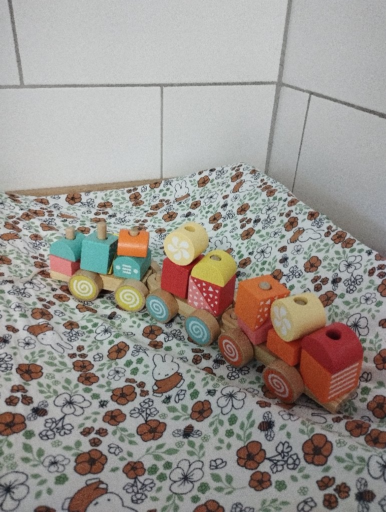 Houten speelgoedtrein, Kinderen en Baby's, Ophalen, Zo goed als nieuw, Duw- of Trekspeelgoed